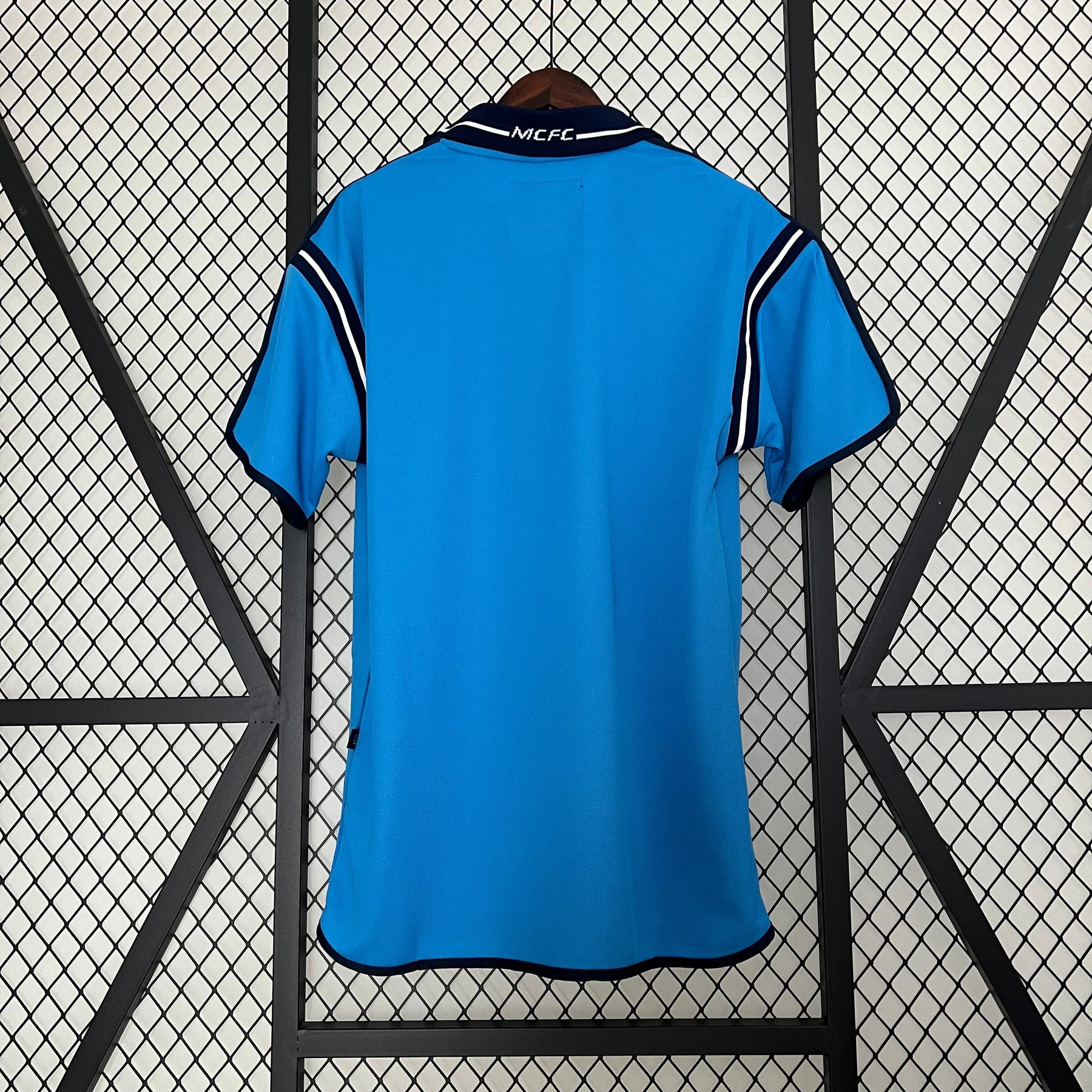 CAMISA MANCHESTER CITY RETRÔ HOME 02/03
