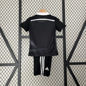 KIT INFANTIL RETRÔ REAL MADRID THIRD 14/15