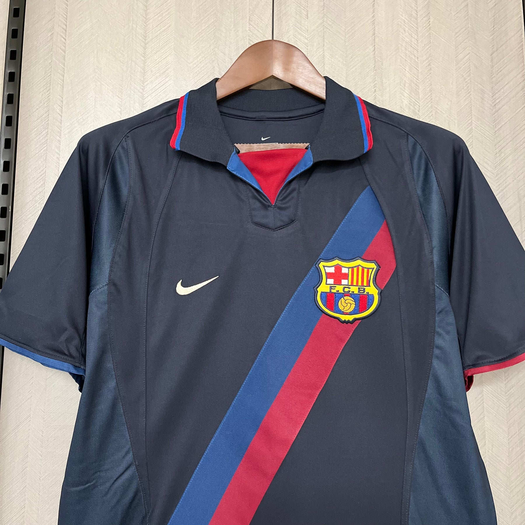 CAMISA RETRÔ BARCELONA THIRD 02/03
