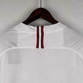 CAMISA RETRÔ PSG THIRD BRANCA 2018/19 MASCULINA + CHAVEIRO ESPECIAL DE BRINDE